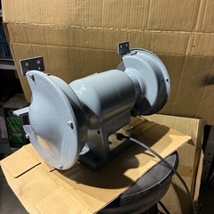 ベンチグラインダー　日立 GT-15　プロ用　メンテ済み　100vの画像
