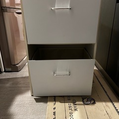 カラーボックス白の画像