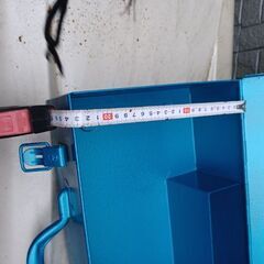 スチール工具箱の画像