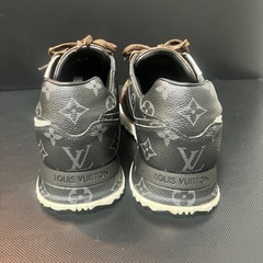 28cmから28.5cmVUITTONの画像