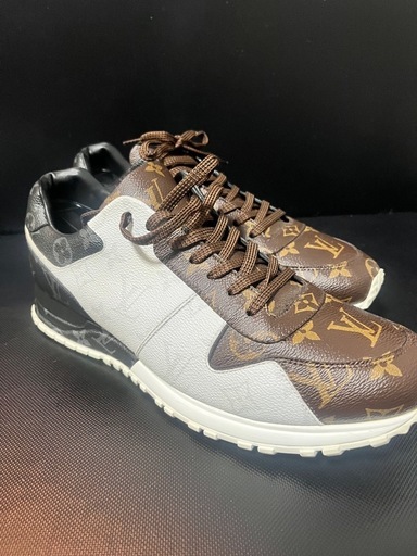 値下28cmから28.5cmVUITTON