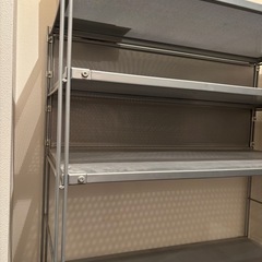 スチール製シェルフの画像