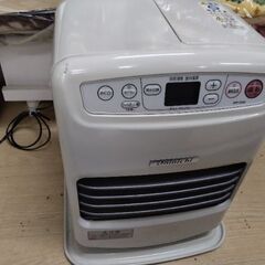 2020年　美品　超小型　石油ファンヒーター　石油ストーブ　ファンヒーター　ストーブの画像