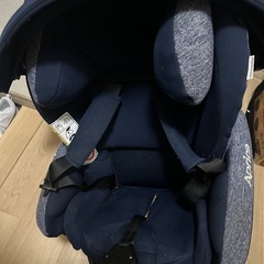 回転チャイルドシートの画像