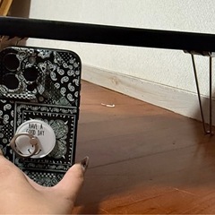 折りたたみテーブルの画像