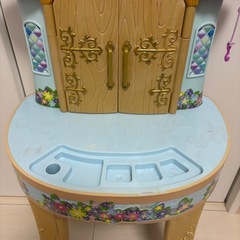 ラプンツェル　ドレッサーの画像