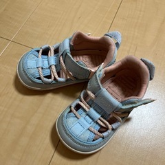 子ども服の画像