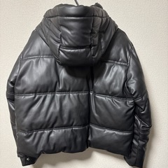 ZARA 
アウターの画像