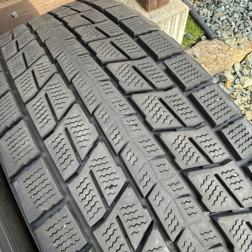 225/60R18ダンロップ スタッドレス4本アルファード ハリアー RAV4他
