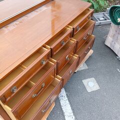 【引取限定/大阪】定価約52万円 高級家具 Drexel ドレクセル 日本製 マホガニー調 9杯 ドレッサー/鏡台/チェストの画像
