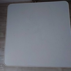 こたつテーブルの画像