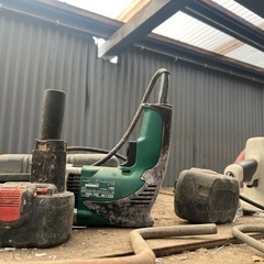 チェーンソー　工具　多数の画像