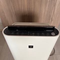 シャープ　空気洗浄加湿き器の画像
