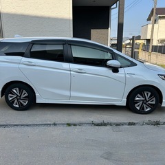 フィットシャトルの画像