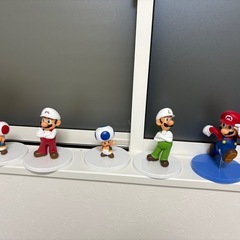 マリオ等フィギュア12体の画像