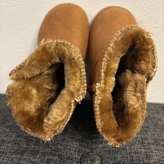 キッズ　西松屋　シューズ　ムートンブーツ　キャメル　14cmの画像