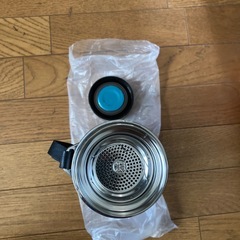 水筒 魔法瓶 1l 保冷 おしゃれ 直飲み 真空 保温ボトル ステンレスボトル 運動 登山 600ml 800ml 1000ml 軽量 清潔 保温 メンズ 手掛け 旅行 通勤通学 真空二重構造 マグボトルの画像