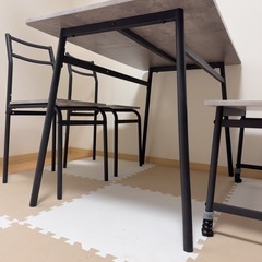 ダイニングテーブルセットの画像