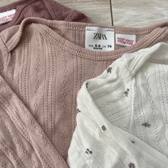 ZARA 74サイズ　長袖肌着3点の画像
