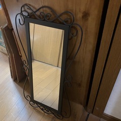 鏡の画像