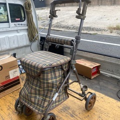 島製作所のシルバーカーリズムRWCの画像