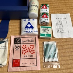 救急セットいろいろの画像