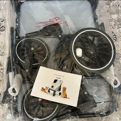 決まりました☆ 　低床型&前後ドアで乗り降りラクラク!! ペットカート 50kg 大型犬 老犬 通気性抜群 ペットバギー 後輪ブレーキ付の画像