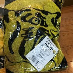 阪神タイガース　ユニフォームとバスタオルの画像
