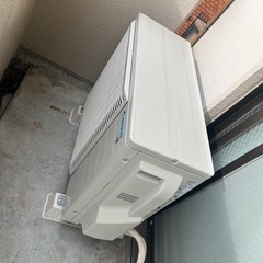 DAIKIN エアコン（18畳用）  の画像