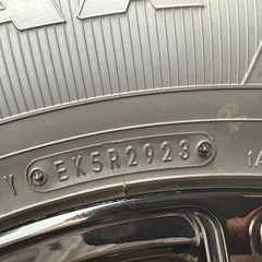 スタッドレスタイヤ 265/65R17の画像