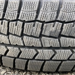 DUNLOP 195/60R17 24年製　冬タイヤ　の画像