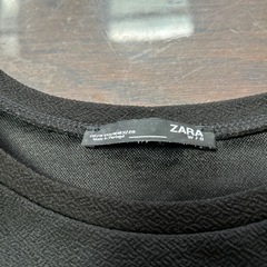 ZARA 半袖Tシャツの画像