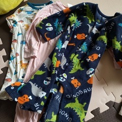 60．80センチのベビー服、肌着などの画像