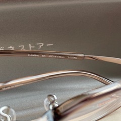 ELLEチタンレディースメガネ新品！の画像