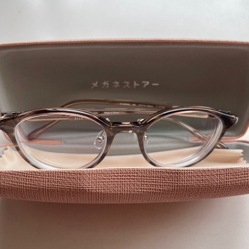 ELLEチタンレディースメガネ新品！