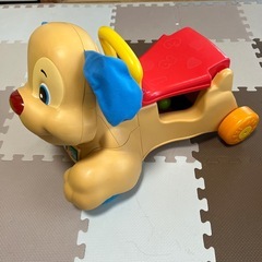 子供のおもちゃ　乗り物の画像