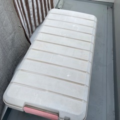 【譲渡済】★無料★ベランダ収納コンテナBOX（大型）の画像