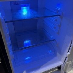 シャープ　一人暮らし用冷蔵庫　ブラックの画像