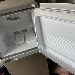 ３ アクア 冷蔵庫の画像