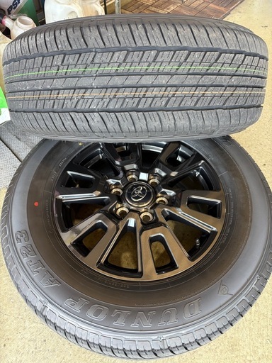 ランクル250vx 新車時外しホイールタイヤセット