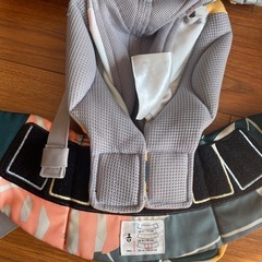 国内未販売！！エルゴベビー　抱っこ紐の画像