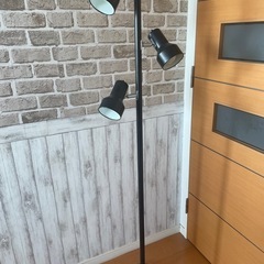 フロアライト(フロアランプ💡💡💡)の画像