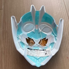 仮面ライダーガッチャードのお面の画像