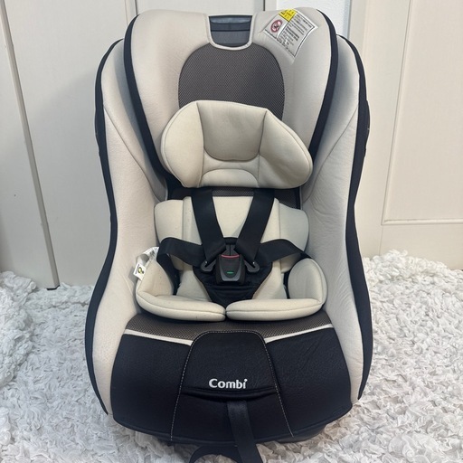 コンビ　マルゴットS　チャイルドシート　新生児〜