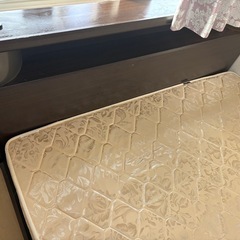 ベッドの画像