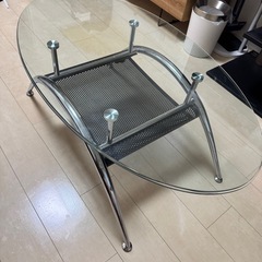 輸入家具　ガラス天板ローテブル譲ります！の画像