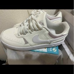 ナイキ フォース レディーススニーカー 🌸👟サイズ：24.5cm（日本サイズ）の画像