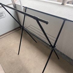 伸縮性物干し竿の画像