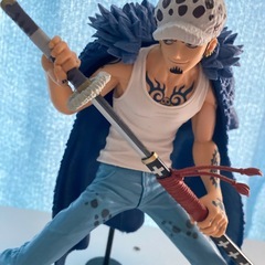 ワンピースローフィギュアの画像