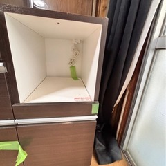 食器棚の画像